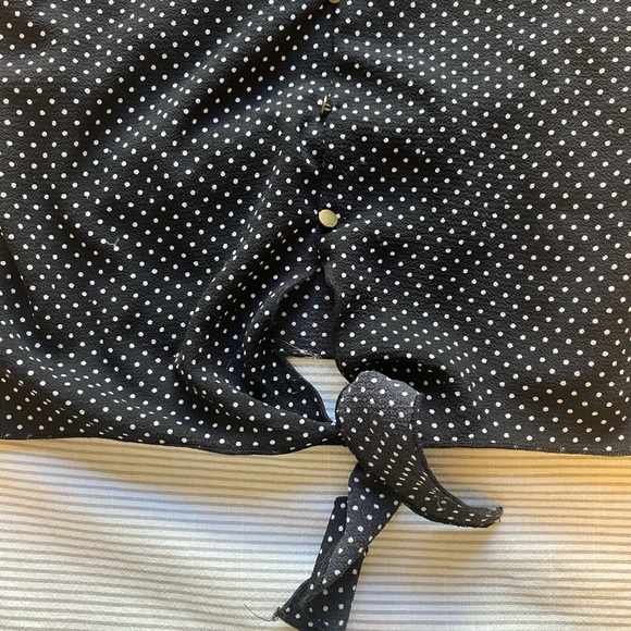 Eclipse black and white dotted tank - Picture 3 of 4